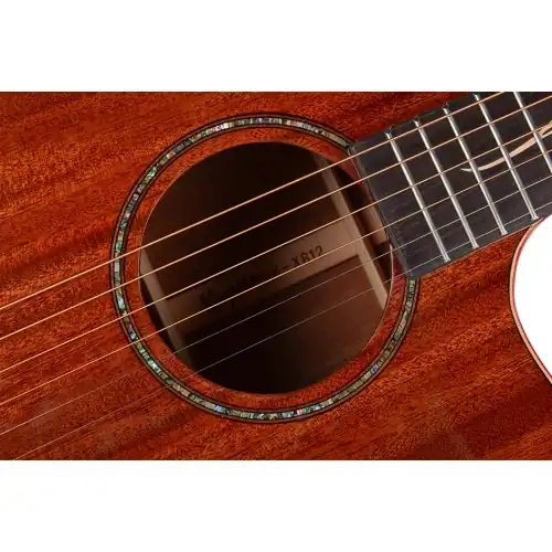 גיטרה אקוסטית מעץ מלא מהגוני Acoustic guitar Solid Wood Mahogany -