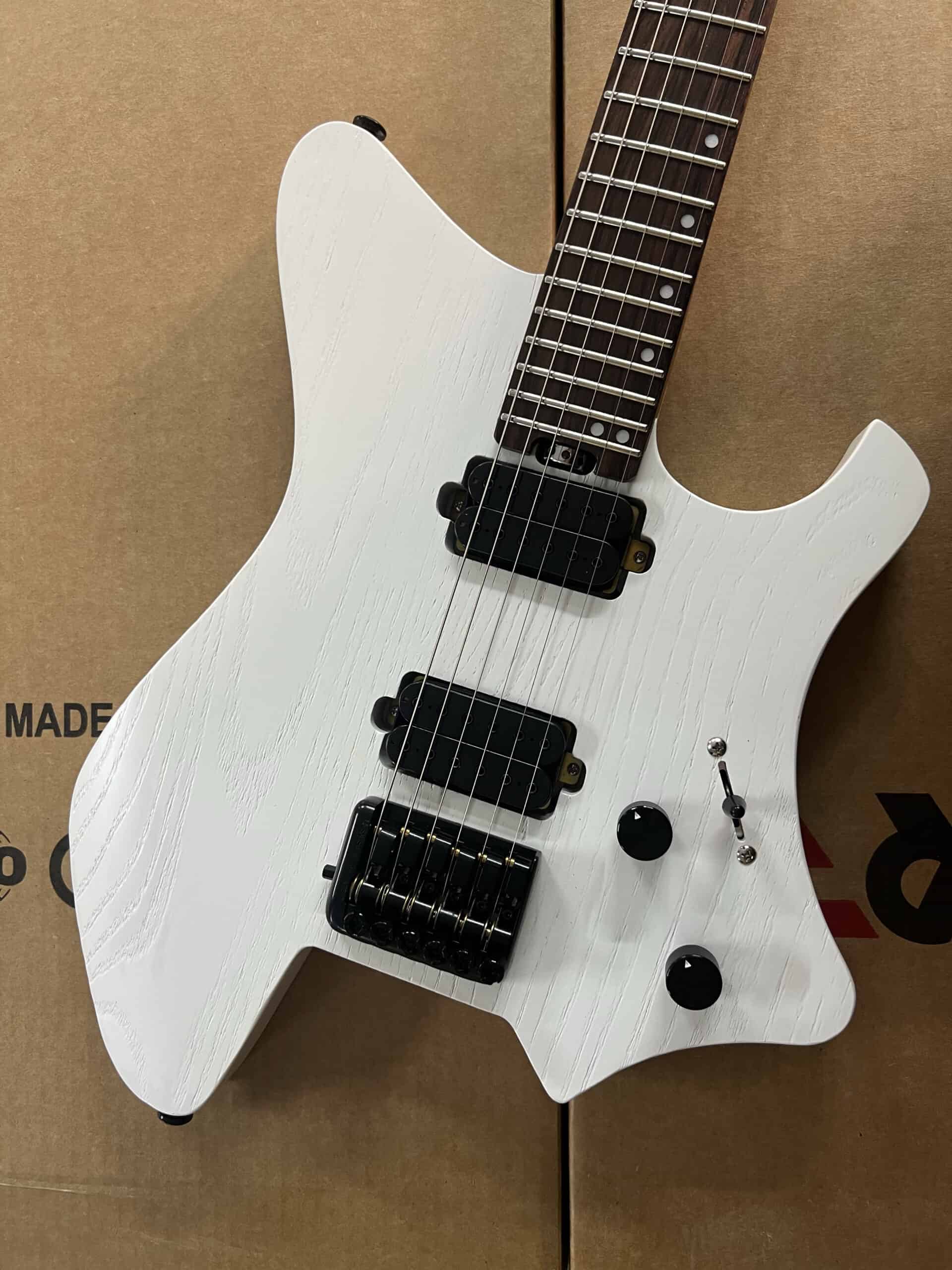 גיטרה חשמלית Electric Guitar Eart GW2 white – תמונה 2